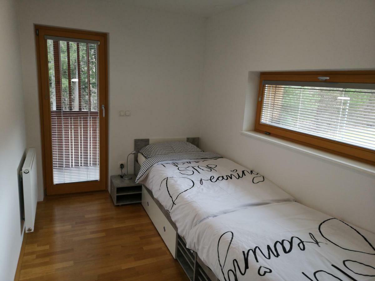 Apartma Lucijana Мойстрана Екстер'єр фото