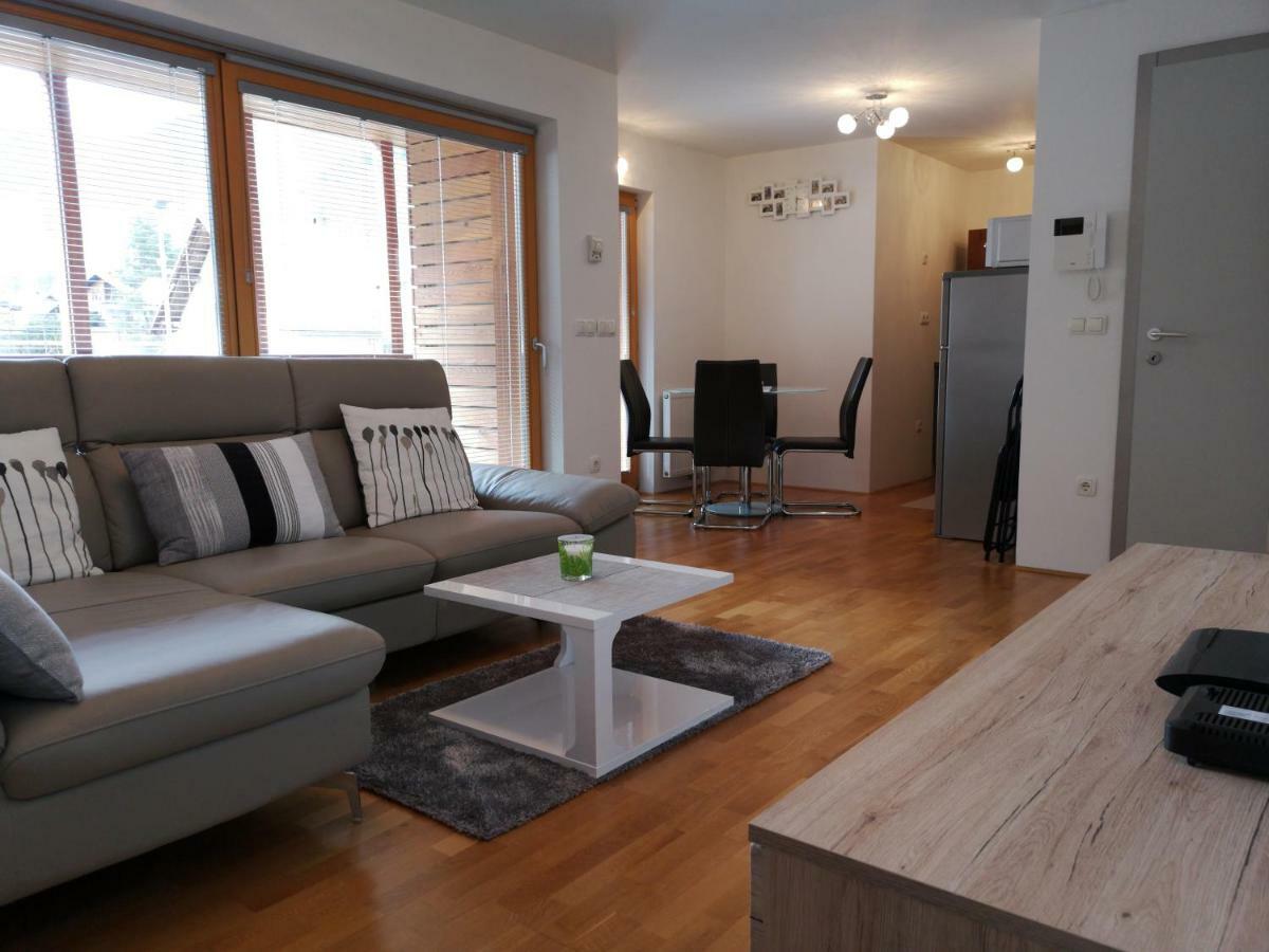 Apartma Lucijana Мойстрана Екстер'єр фото